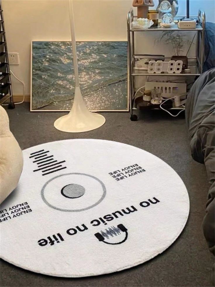 1pc Slogan Graphic Round Rug, Retro Disc Design Carpet, For Living Room, Bedroom